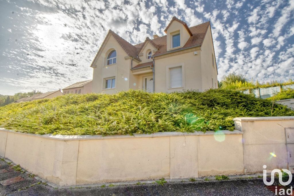 Achat maison à vendre 4 chambres 138 m² - Bonnières-sur-Seine