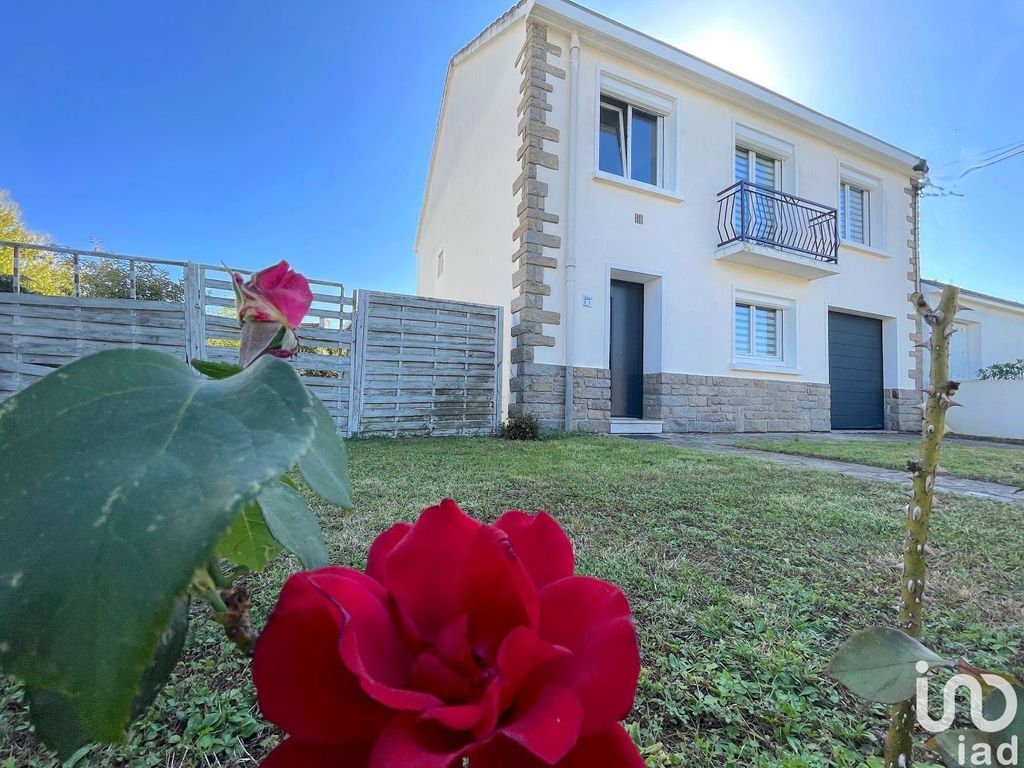 Achat maison à vendre 4 chambres 110 m² - Saint-Sébastien-sur-Loire
