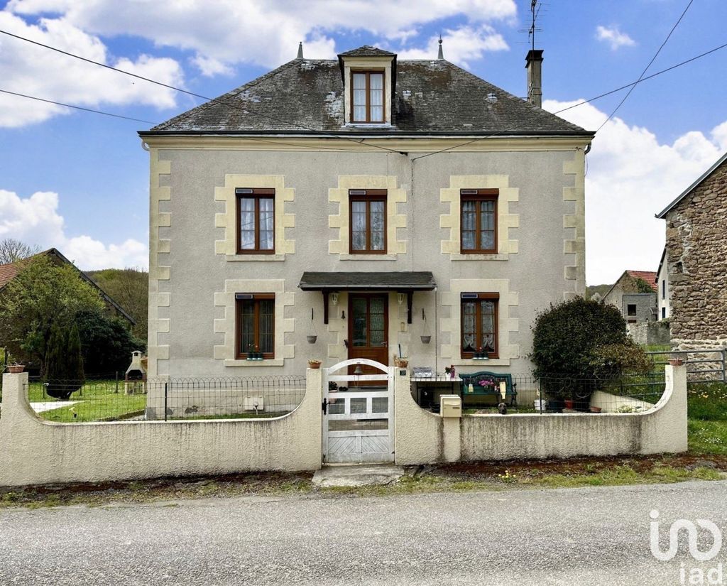 Achat maison à vendre 6 chambres 184 m² - Fursac