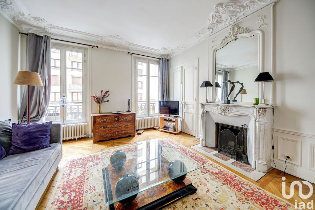 Achat appartement à vendre 6 pièces 128 m² - Paris 17ème arrondissement
