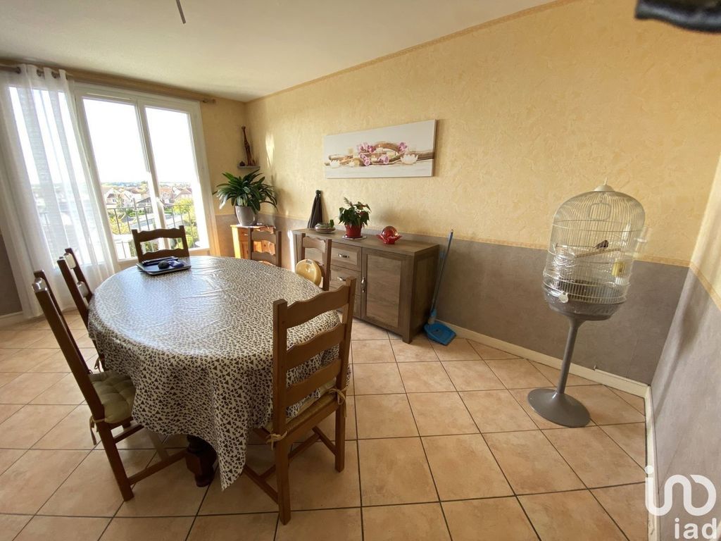 Achat appartement à vendre 4 pièces 71 m² - Dreux