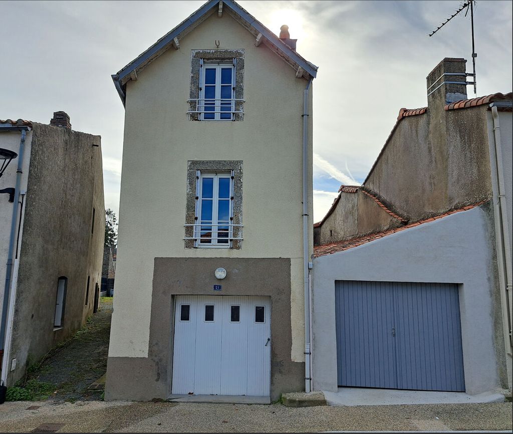 Achat maison à vendre 2 chambres 68 m² - Sèvremont