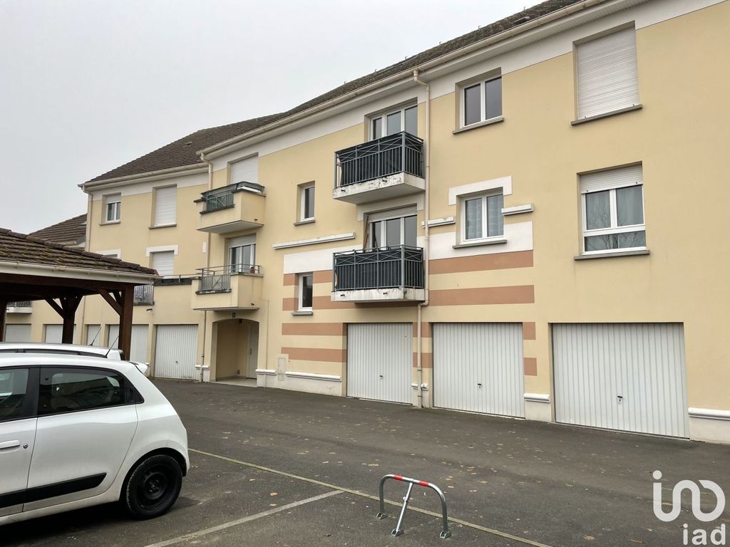 Achat appartement à vendre 2 pièces 44 m² - Savigny-le-Temple