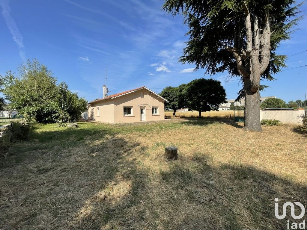 Achat maison à vendre 3 chambres 99 m² - Castelsarrasin