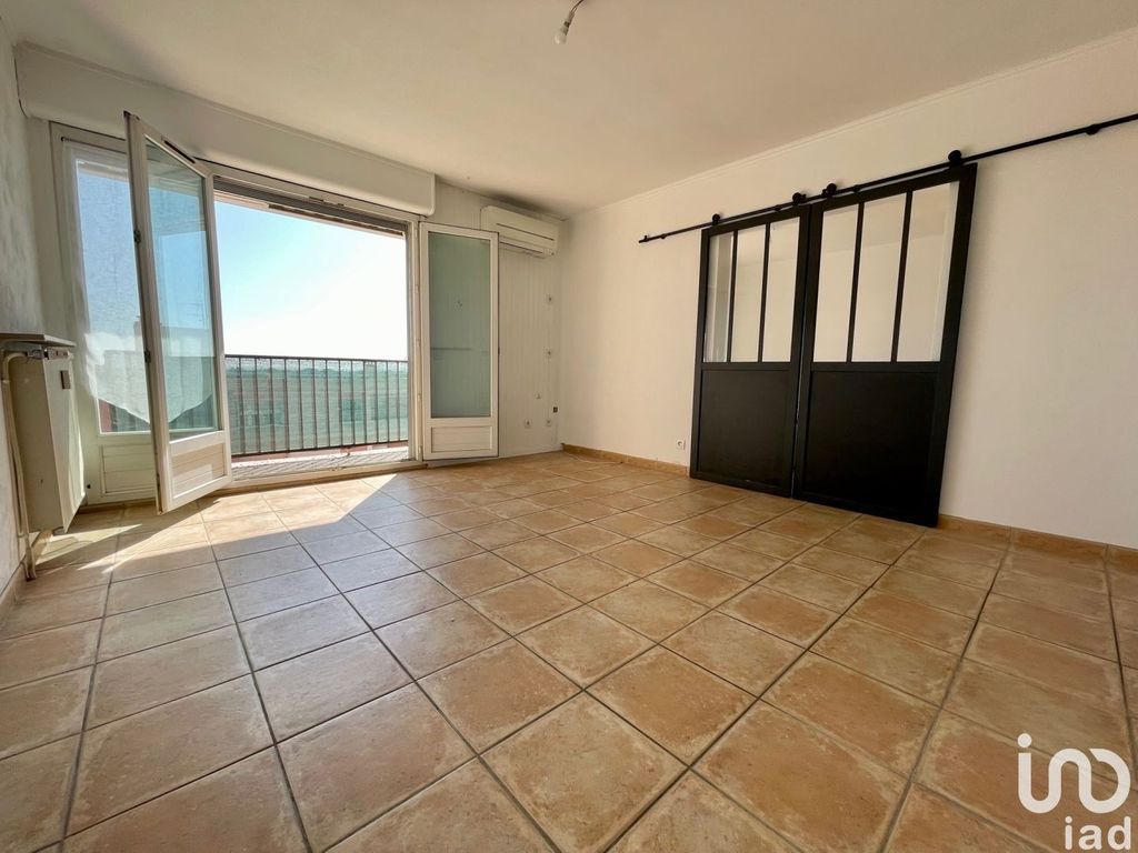 Achat appartement à vendre 4 pièces 74 m² - La Londe-les-Maures