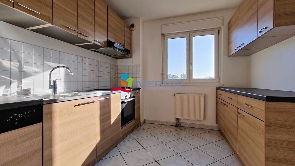 Achat appartement à vendre 3 pièces 68 m² - Holtzheim