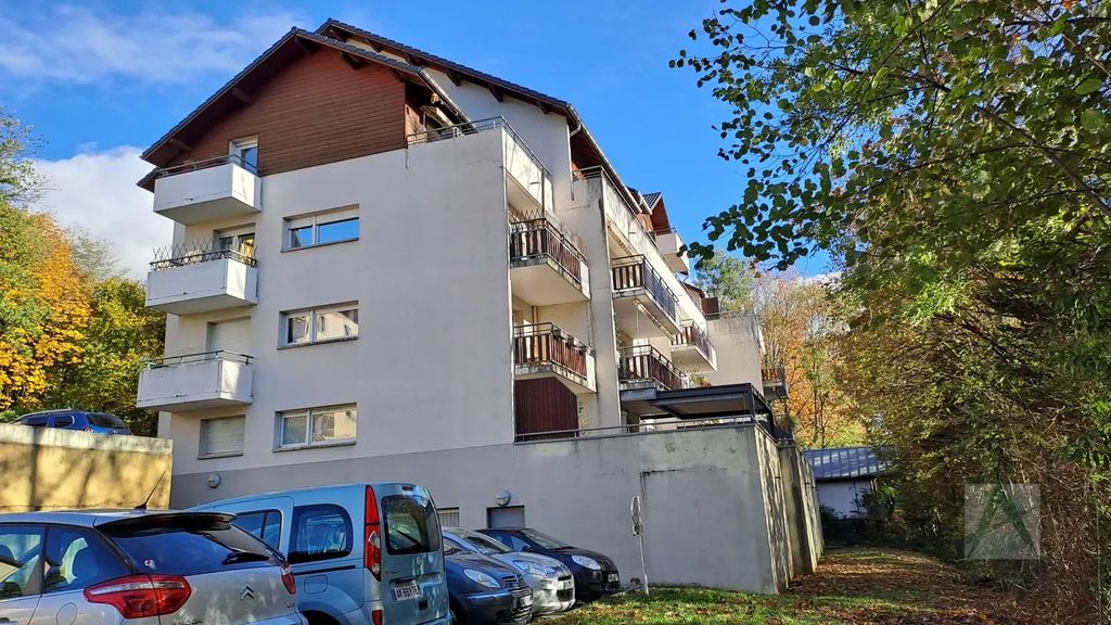 Achat appartement à vendre 3 pièces 72 m² - Chambéry