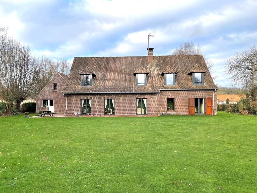 Achat maison à vendre 4 chambres 241 m² - Vieil-Hesdin