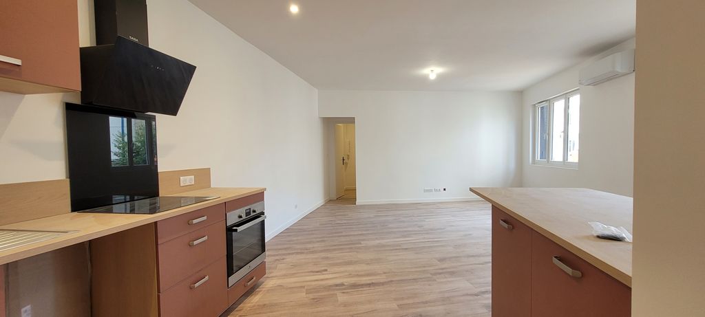 Achat appartement à vendre 3 pièces 81 m² - Clermont-Ferrand