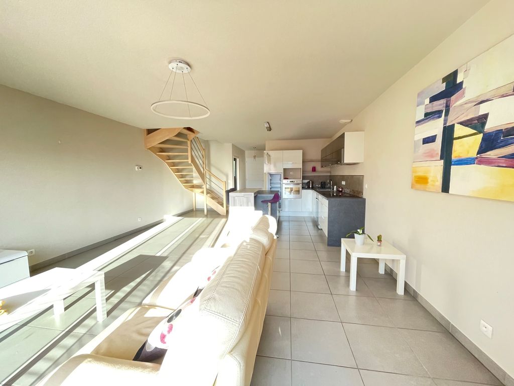 Achat maison à vendre 3 chambres 106 m² - Sillingy