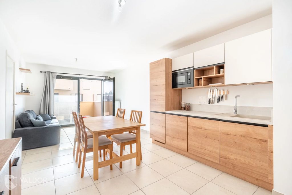 Achat appartement à vendre 3 pièces 65 m² - Villefranche-sur-Saône