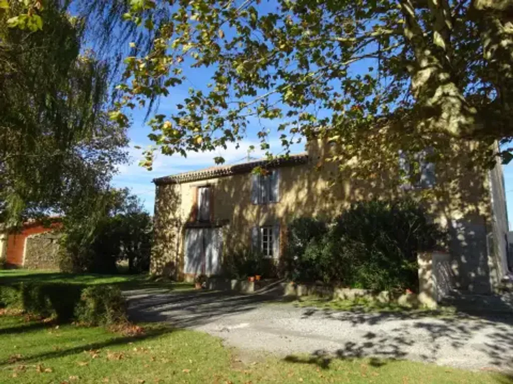 Achat maison à vendre 6 chambres 189 m² - Labastide-d'Anjou