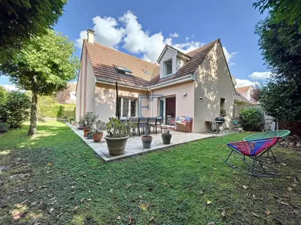 Achat maison à vendre 4 chambres 142 m² - Voisins-le-Bretonneux