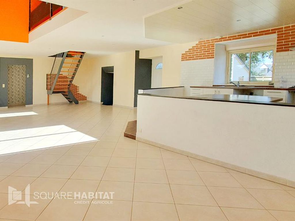 Achat maison à vendre 4 chambres 172 m² - Fougères