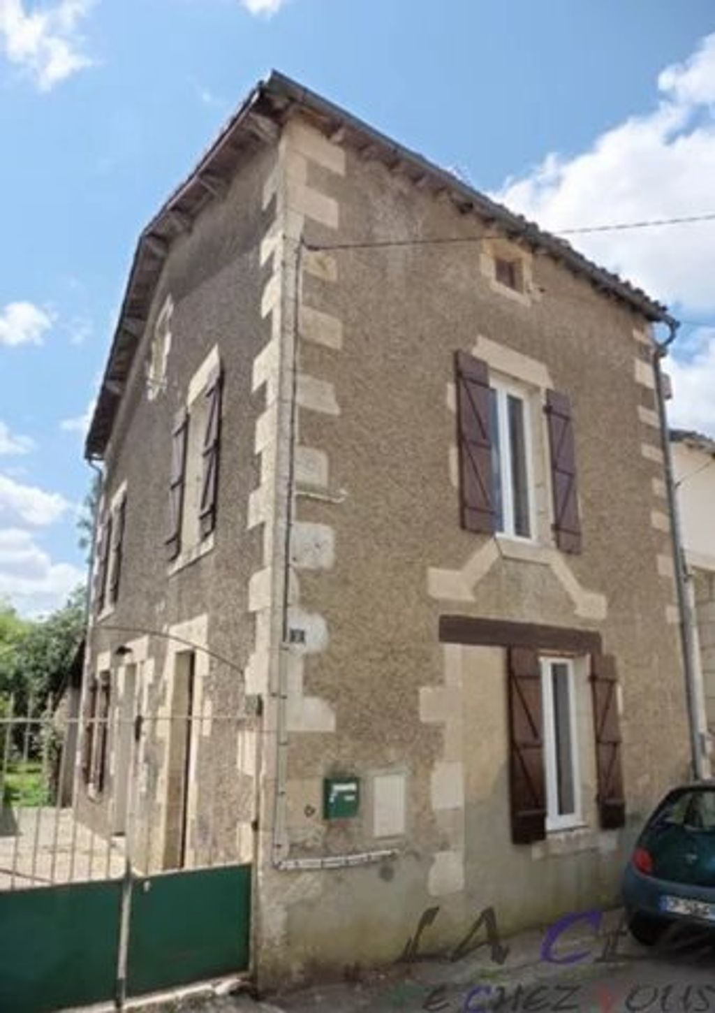 Achat maison à vendre 2 chambres 88 m² - Coulonges-sur-l'Autize