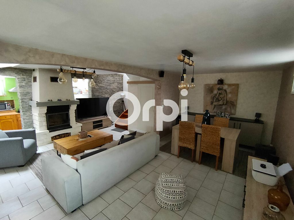 Achat maison à vendre 2 chambres 80 m² - Bécon-les-Granits