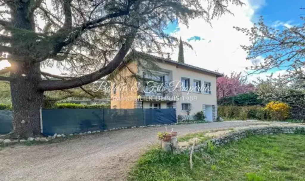 Achat maison à vendre 5 chambres 120 m² - Vallon-Pont-d'Arc