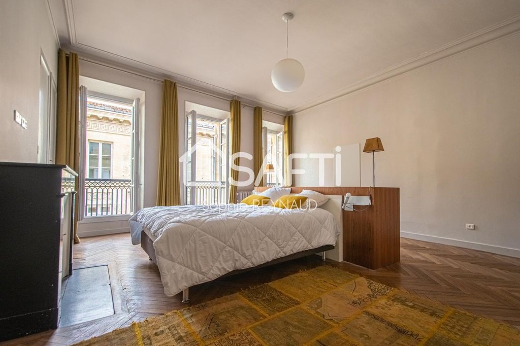 Achat maison à vendre 4 chambres 252 m² - Bordeaux