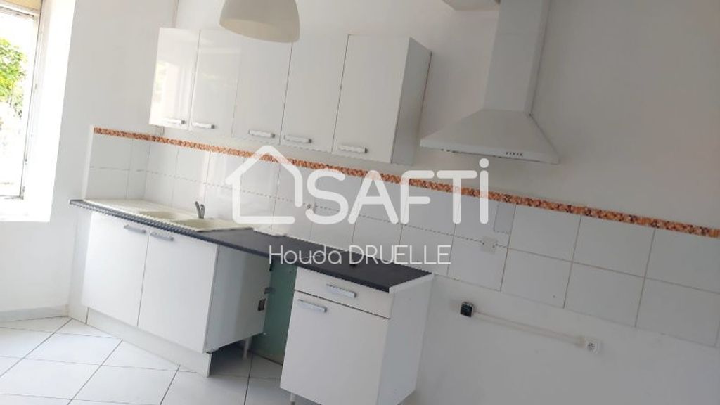 Achat maison à vendre 3 chambres 156 m² - La Digne-d'Aval