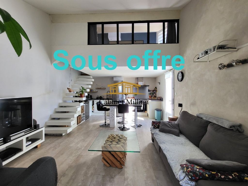 Achat maison à vendre 1 chambre 49 m² - Vic-la-Gardiole