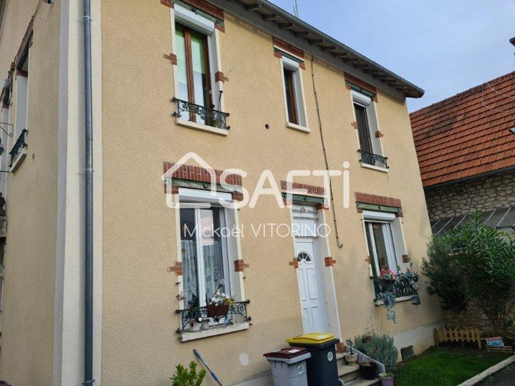 Achat maison à vendre 4 chambres 156 m² - Champagne-sur-Seine