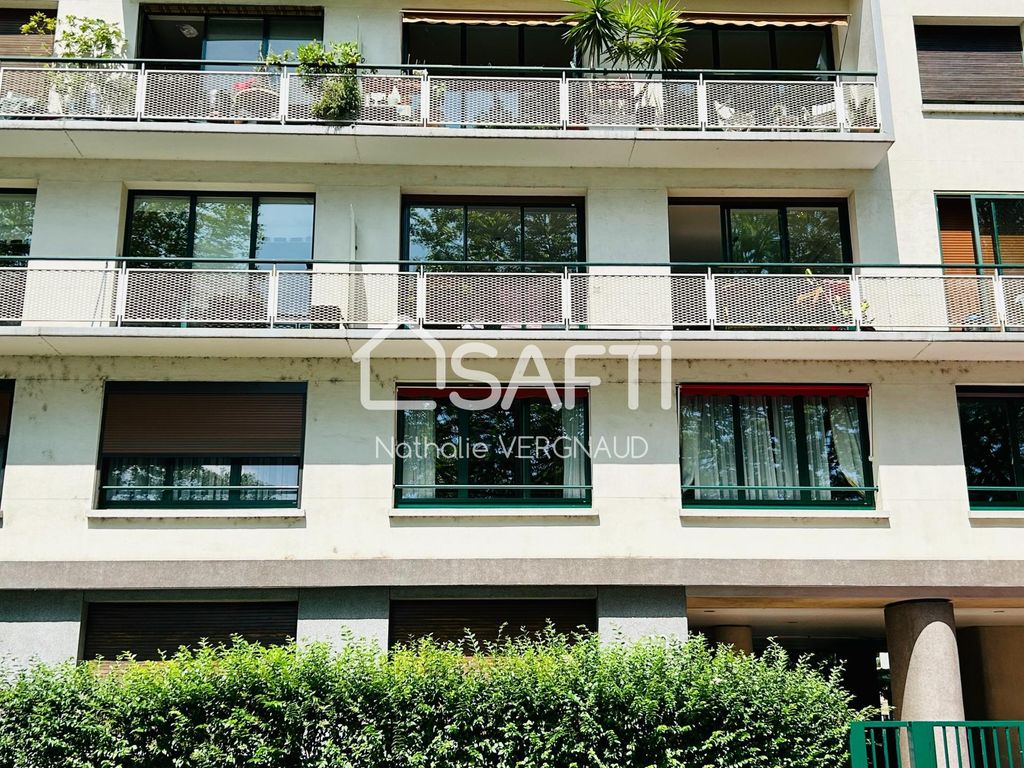 Achat appartement à vendre 4 pièces 96 m² - Paris 16ème arrondissement