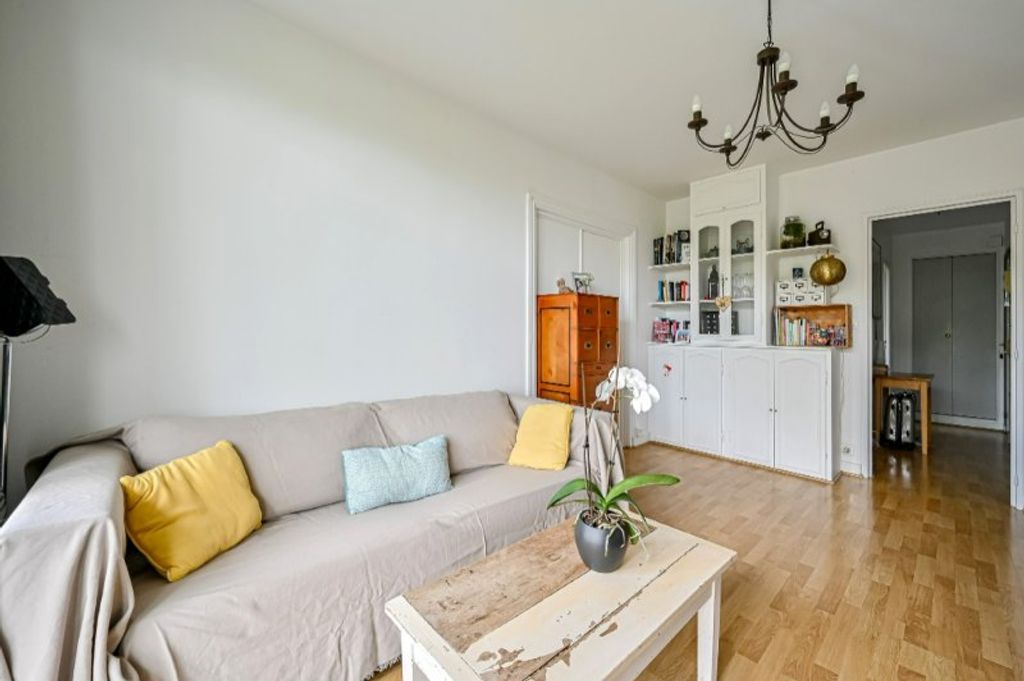 Achat appartement à vendre 2 pièces 47 m² - Les Lilas