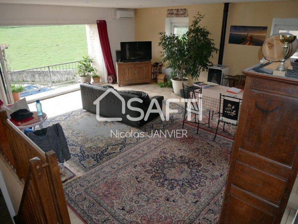 Achat maison à vendre 3 chambres 130 m² - Falaise