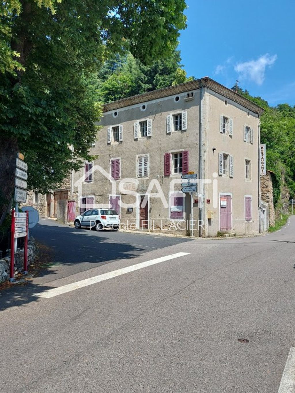 Achat maison à vendre 4 chambres 230 m² - Saint-Martin-de-Valamas