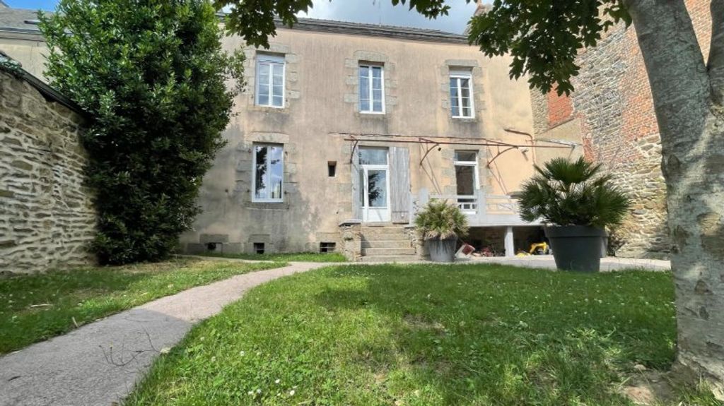 Achat maison à vendre 5 chambres 160 m² - Mayenne