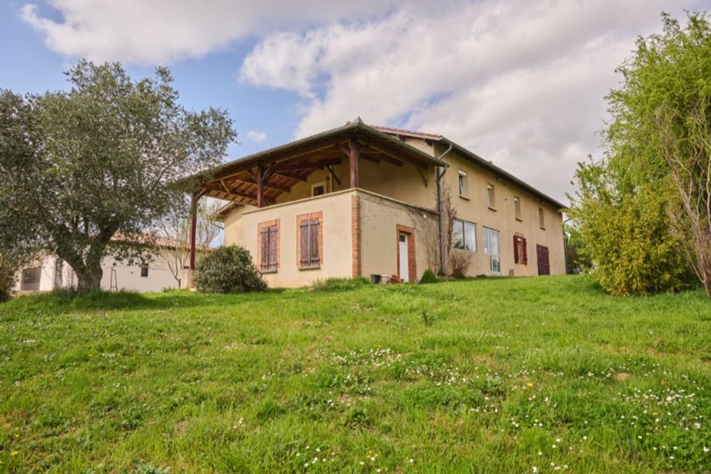 Achat maison à vendre 3 chambres 180 m² - Castelnau-d'Estrétefonds