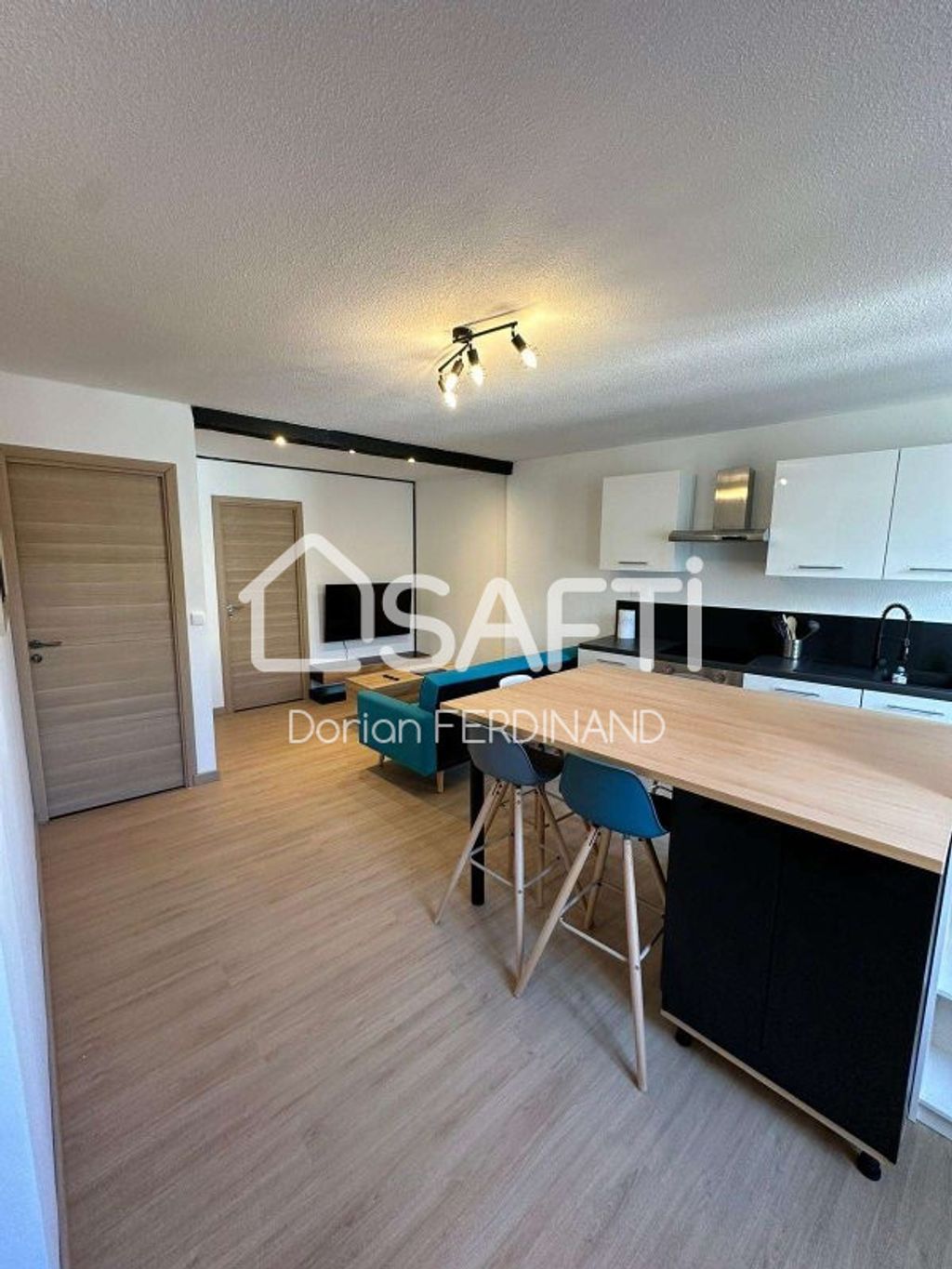 Achat appartement à vendre 3 pièces 56 m² - Saint-Donat-sur-l'Herbasse