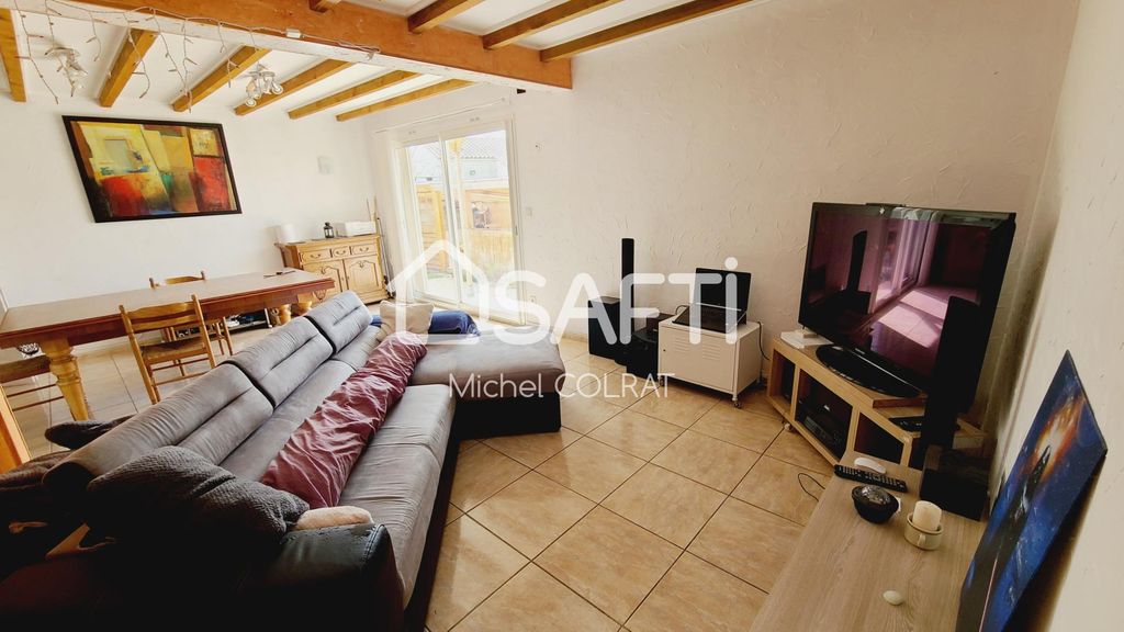 Achat maison à vendre 6 chambres 147 m² - Saint-Estève