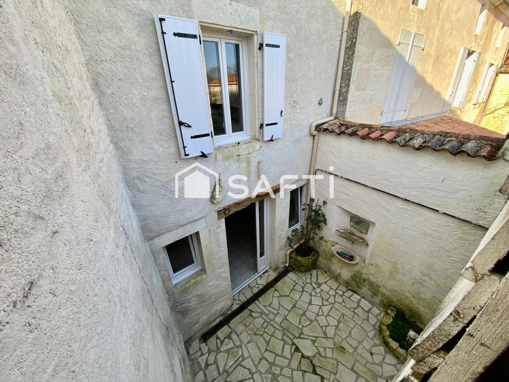 Achat maison à vendre 4 chambres 120 m² - Rouillac