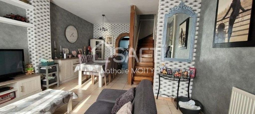 Achat maison à vendre 5 chambres 127 m² - Saint-Quentin