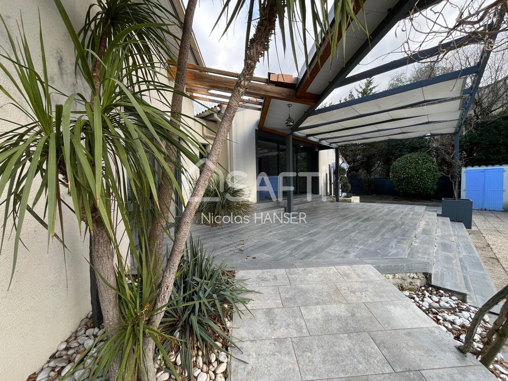 Achat maison à vendre 4 chambres 141 m² - Saint-Christol-lès-Alès