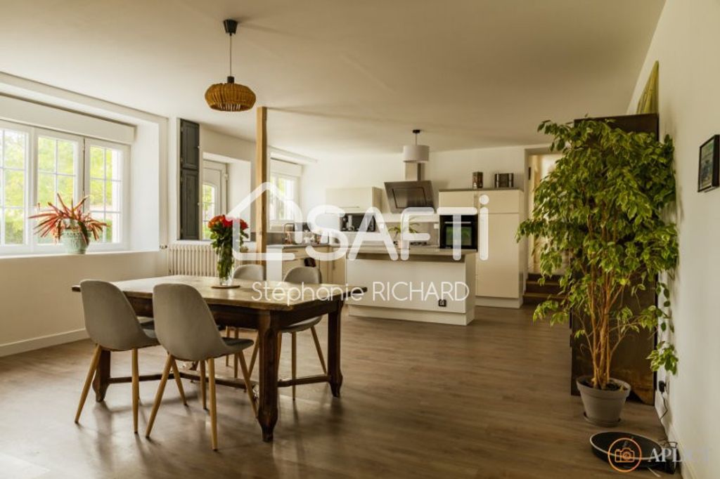 Achat maison à vendre 5 chambres 177 m² - Landeronde