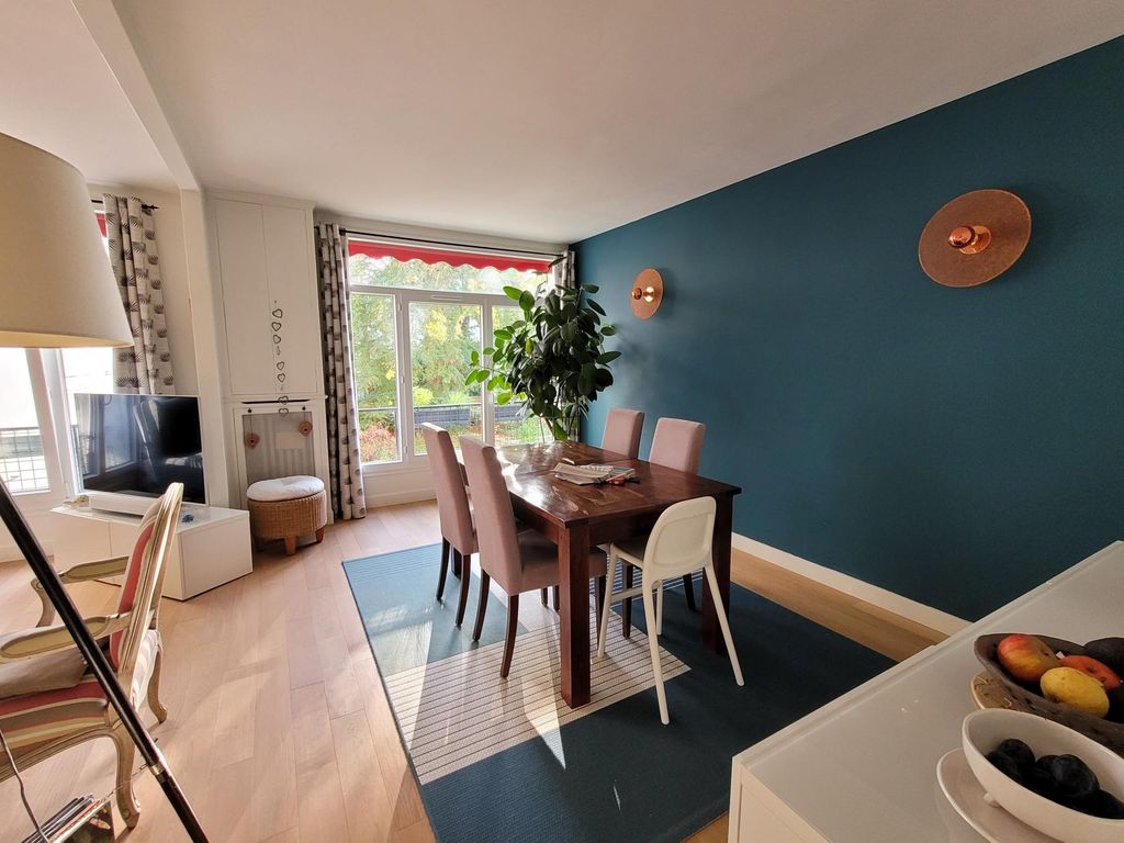 Achat appartement à vendre 7 pièces 111 m² - Le Vésinet