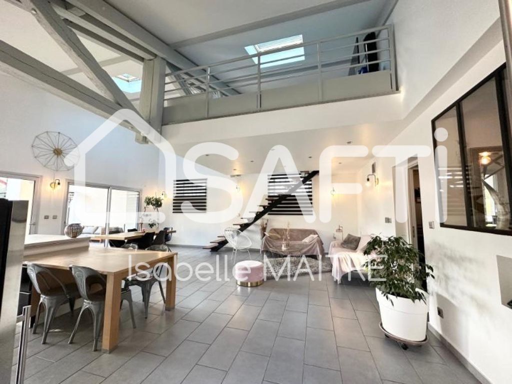 Achat maison à vendre 3 chambres 139 m² - Montrevel-en-Bresse