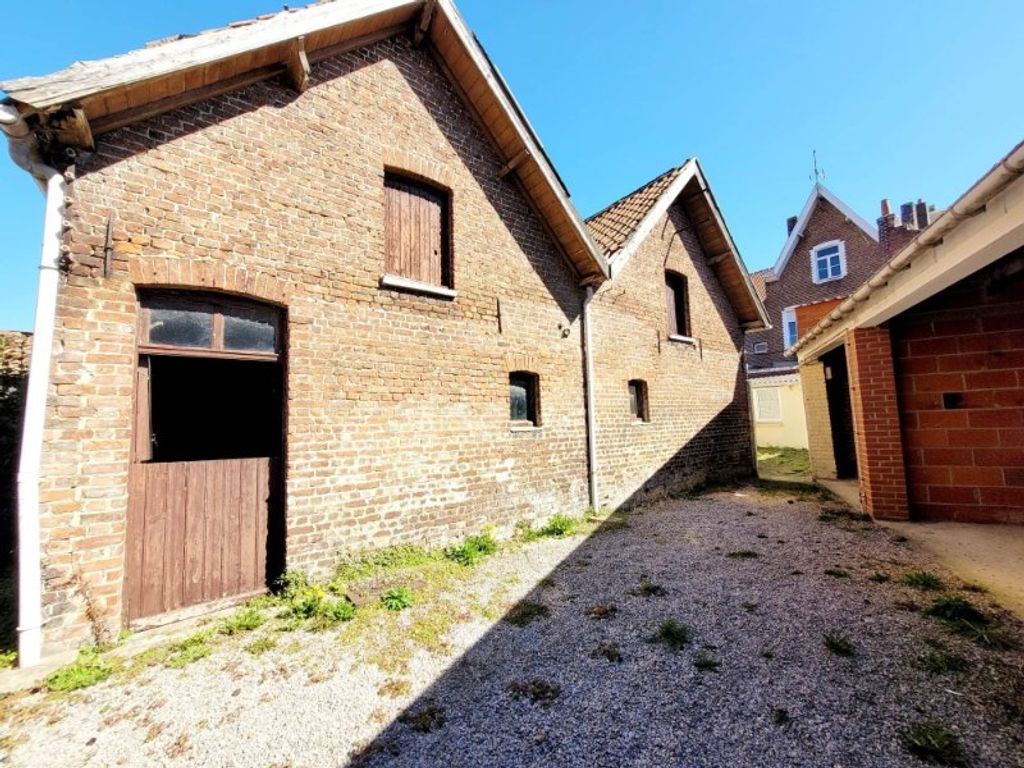 Achat maison à vendre 5 chambres 163 m² - Saint-Venant
