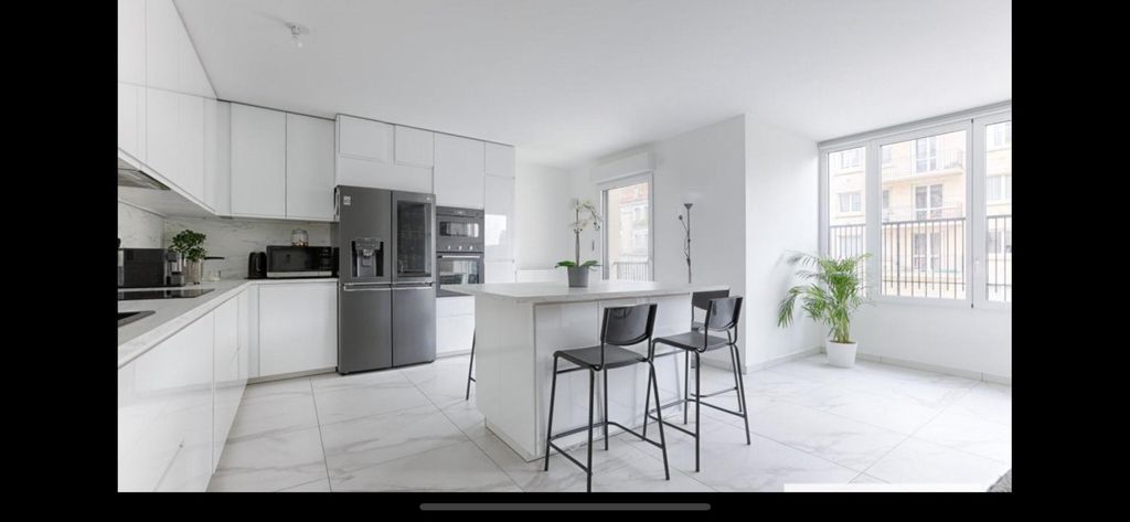 Achat appartement à vendre 4 pièces 110 m² - Saint-Mandé