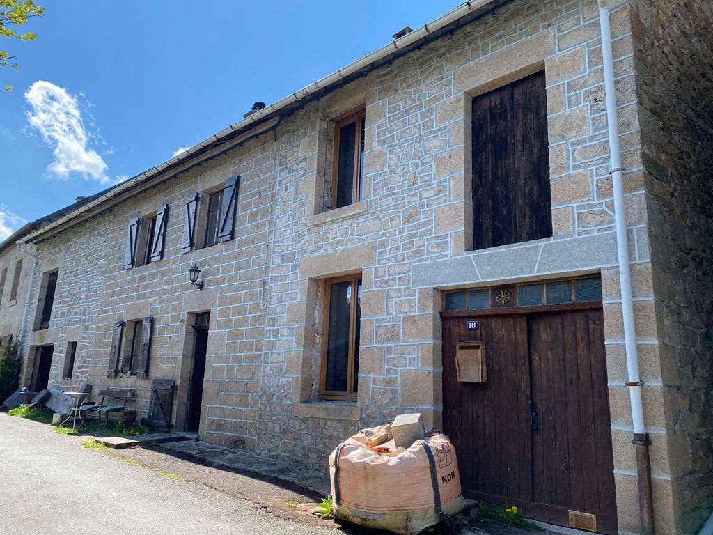 Achat maison à vendre 3 chambres 95 m² - Tarnac