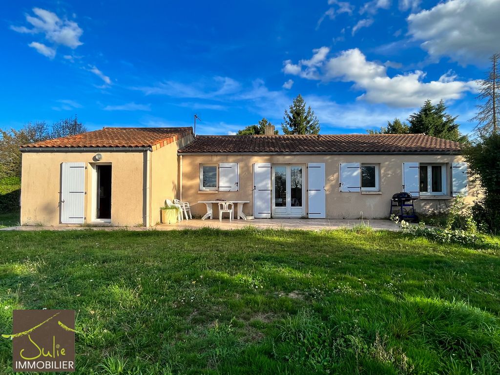 Achat maison à vendre 3 chambres 103 m² - Bressuire