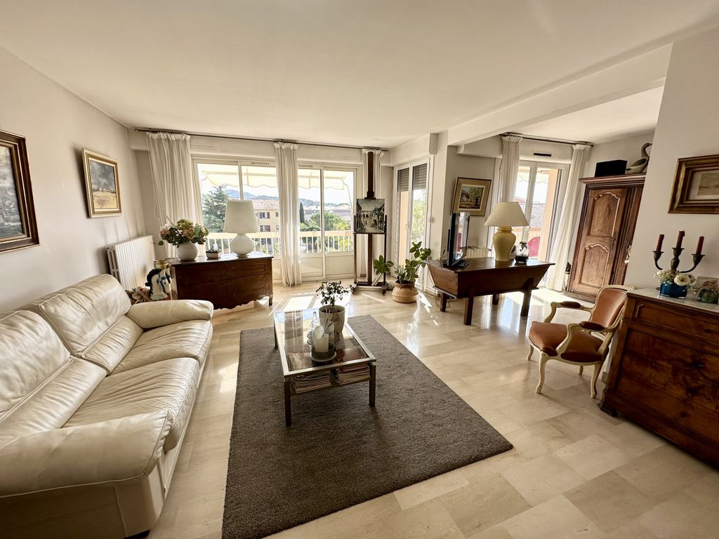 Achat appartement à vendre 4 pièces 88 m² - Sanary-sur-Mer