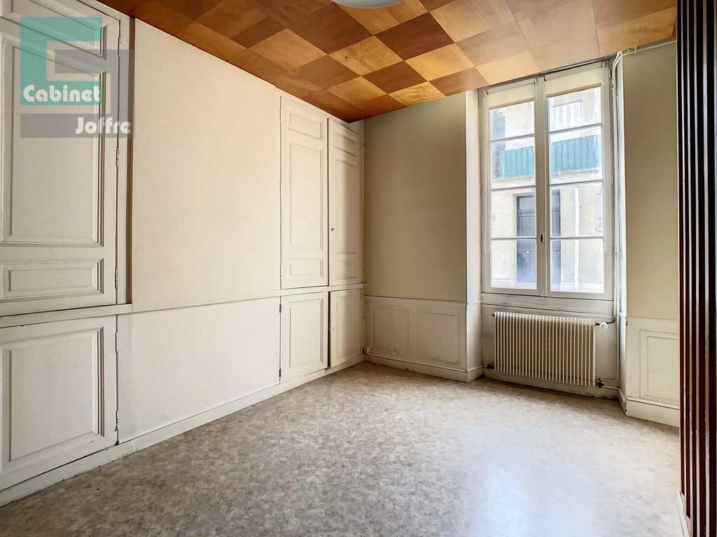 Achat appartement à vendre 2 pièces 44 m² - Fontainebleau