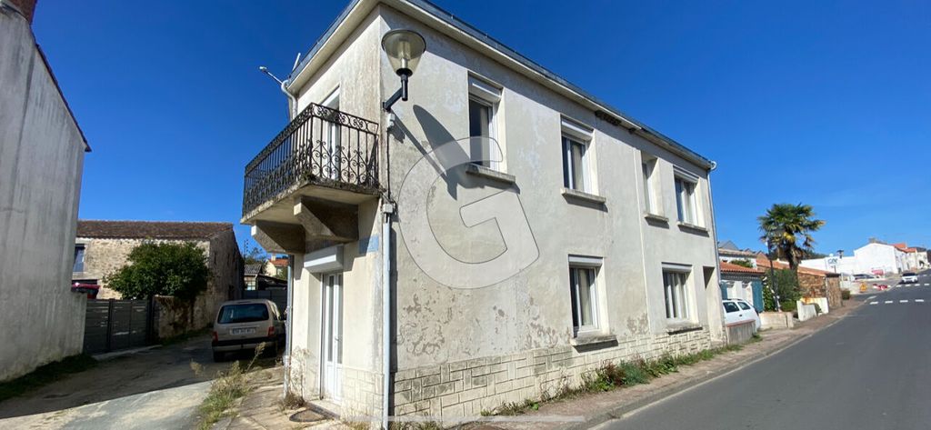 Achat maison à vendre 3 chambres 120 m² - Antigny