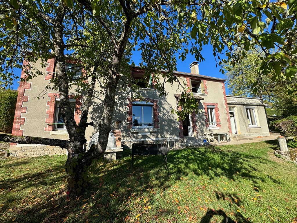 Achat maison à vendre 5 chambres 156 m² - Saint-Médard-la-Rochette