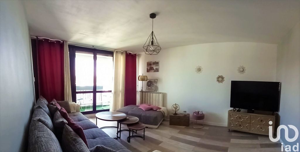 Achat appartement à vendre 3 pièces 64 m² - Besançon