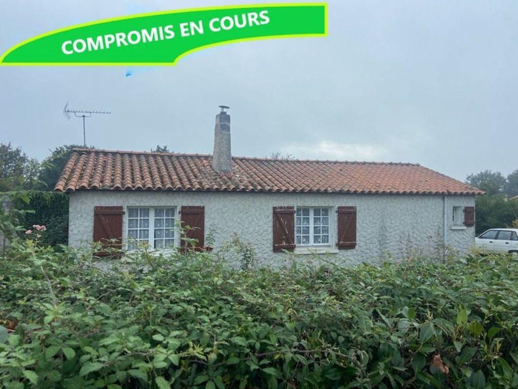 Achat maison à vendre 2 chambres 70 m² - Les Pineaux