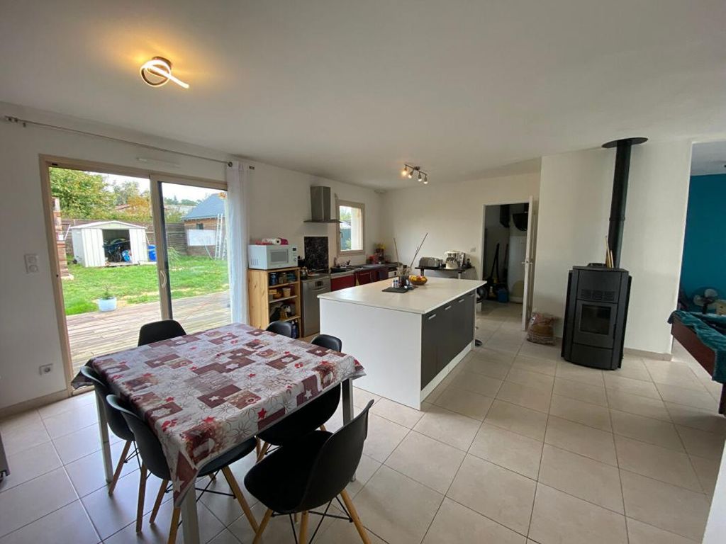 Achat maison à vendre 4 chambres 115 m² - Loire-Authion